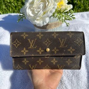 Authentic vintageLOUIS VUITTON Wallet